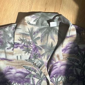 Vintage Hawaiian print T